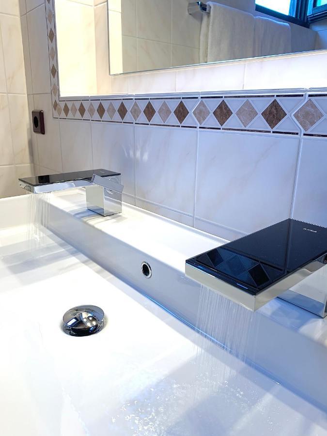 Luxus-Landhaus Im Schwarzwald/Baiersbronn Mit Pool エクステリア 写真