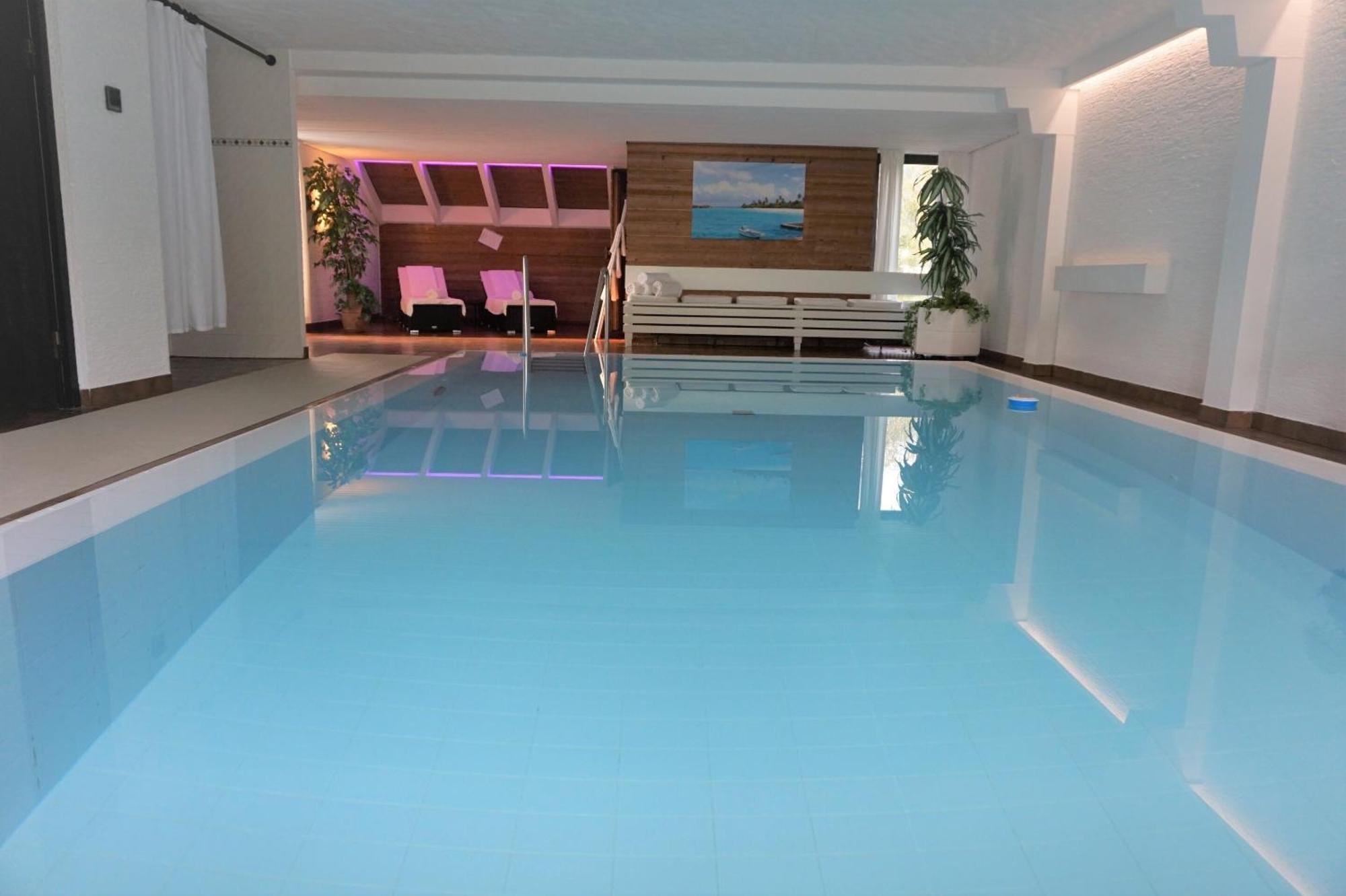 Luxus-Landhaus Im Schwarzwald/Baiersbronn Mit Pool エクステリア 写真